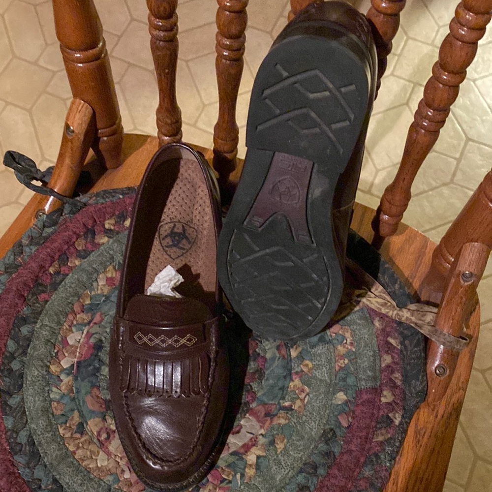 Ariat fringe top leather loafers with cushion insole